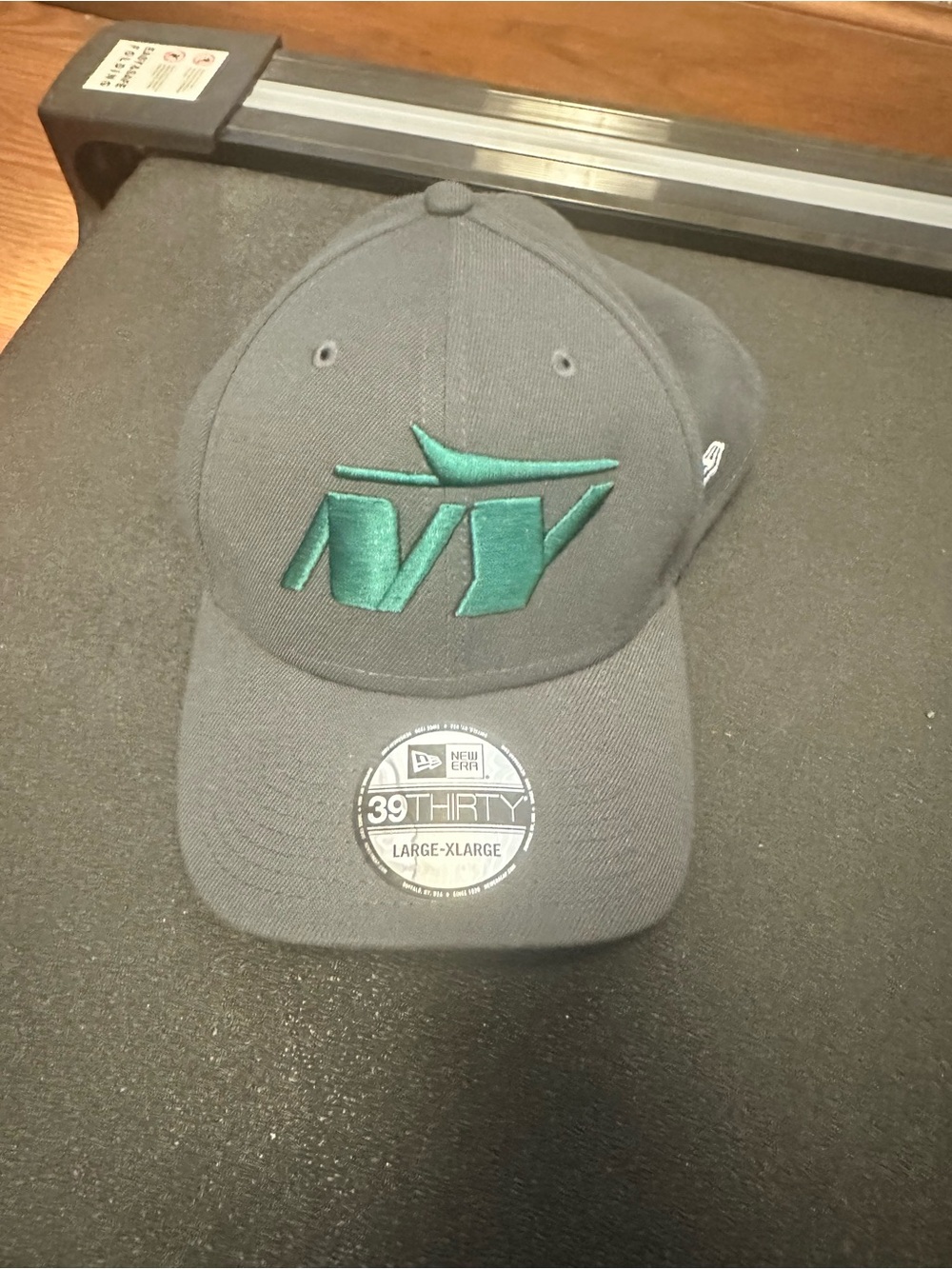 New Era 39THIRTY Gray Cap with jets Embroidered Logo